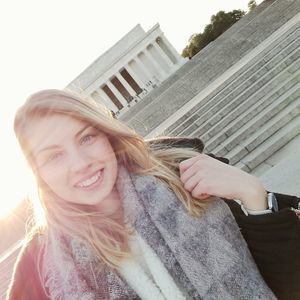 Meet your Posher, Bettina